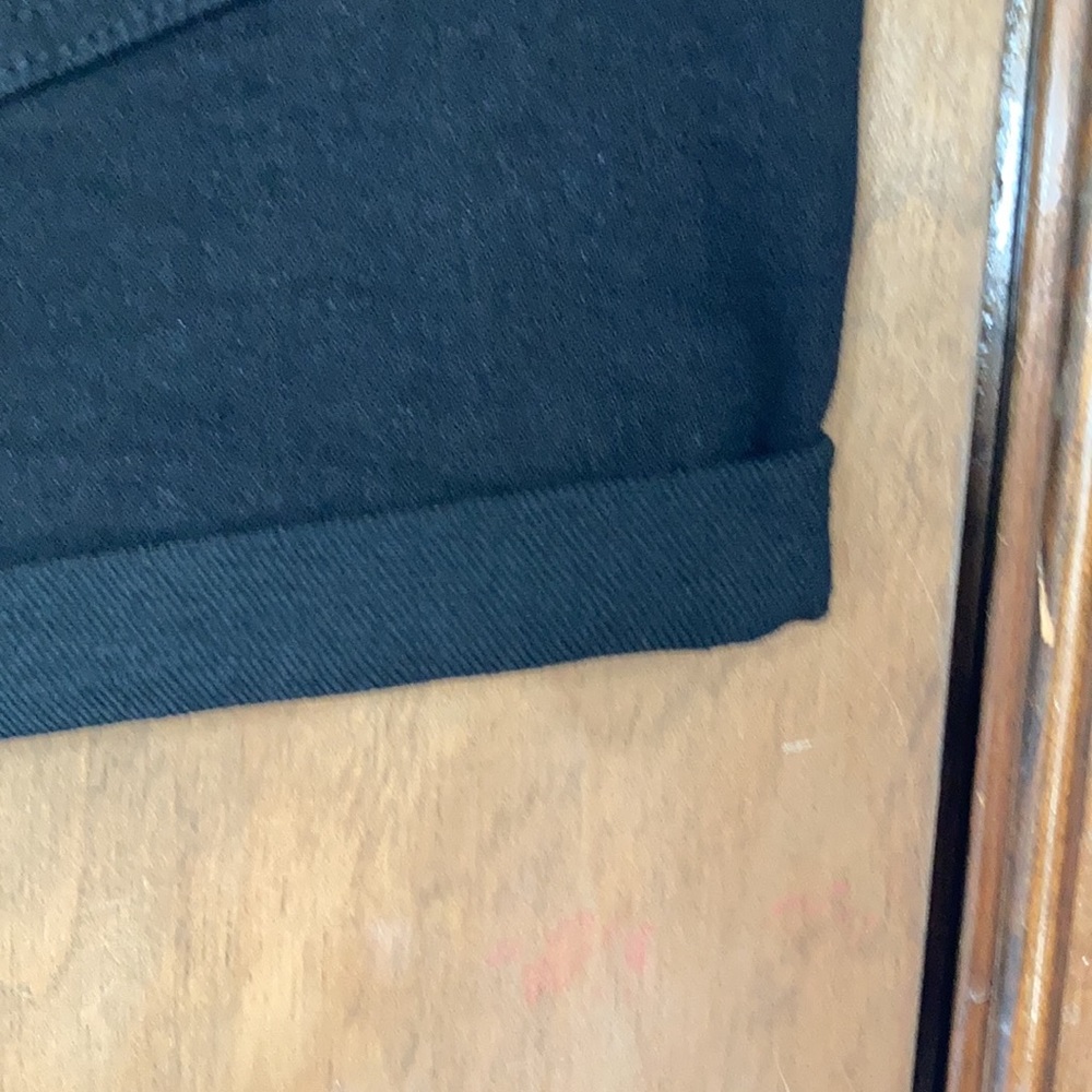 So cuffed black jean shortie short with stretch size 22 jr plus / 40W - Picture 6 of 13